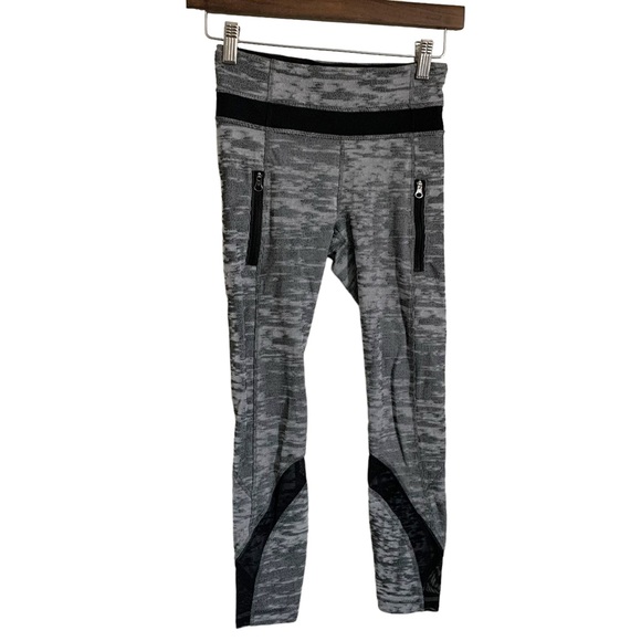 Lululemon size 2 run times leggings cropped pants workout yoga running tights - Picture 1 of 10